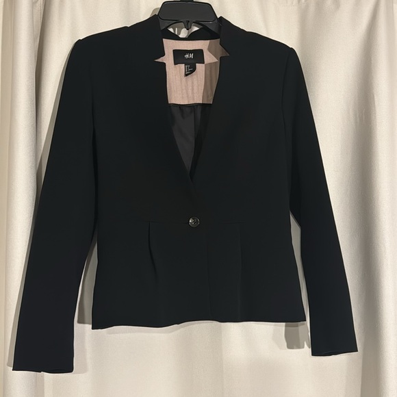 H&M blazer - Picture 2 of 3